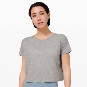 lululemon athletica Cates Tee Heathered Gray